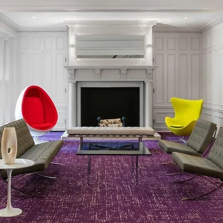 Stylish Hotel Room In Boston'S Fenway - Unit #107